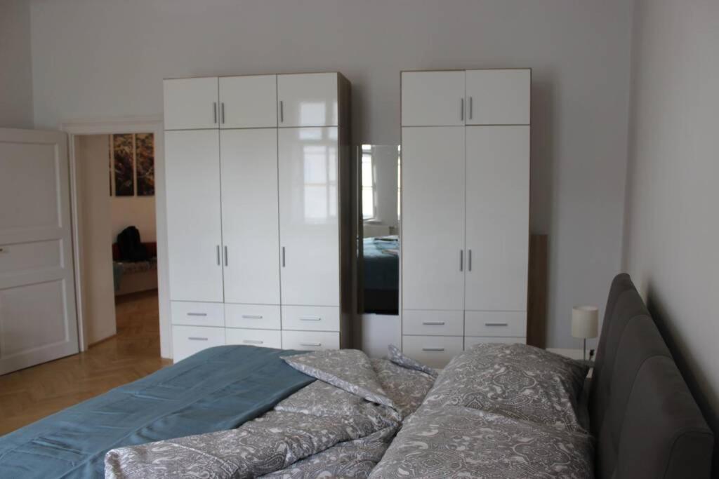 Appartement Wunderschone Altbauwohnung In Zentraler Lage Vienne